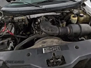 ✅ 2006 Ford F-150 XL • VIN: 1FTRF12W16NB44388 • Lot: 91729905. Wystawiony na Copart z przebiegiem 190 234 mil. Bezpłatny archiwum sprzedaży aukcyjnych z USA i szczegółowy raport historii pojazdu na DreamBid. Zdjęcie 14.