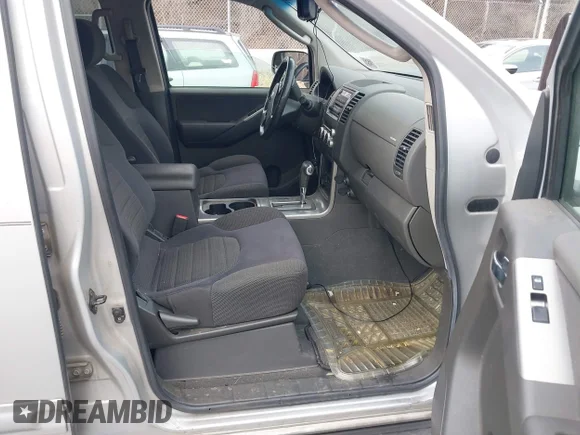 ✅ 2006 Nissan Pathfinder SE • VIN: 5N1AR18W76C652867 • Lot: 44012945. Wystawiony na IAAI z przebiegiem 83 452 mil. Bezpłatny archiwum sprzedaży aukcyjnych z USA i szczegółowy raport historii pojazdu na DreamBid. Zdjęcie 5.