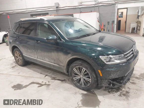 ✅ 2019 Volkswagen Tiguan SE • VIN: 3VV2B7AX5KM112981 • Lot: 44416561. Wystawiony na IAAI z przebiegiem 142 932 mil. Bezpłatny archiwum sprzedaży aukcyjnych z USA i szczegółowy raport historii pojazdu na DreamBid. Zdjęcie 1.