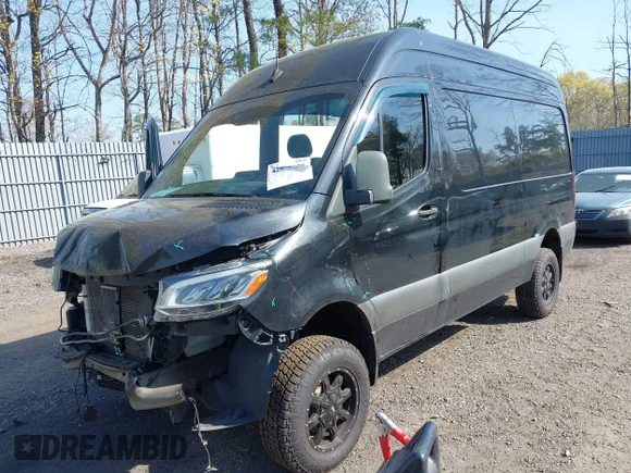 ✅ 2019 Mercedes-Benz Sprinter Cargo • VIN: W1W4EBVY0KT016931 • Лот: 42050958. Опубліковано раніше на IAAI з пробігом 146 786 миль. Безкоштовний доступ до архіву аукціонних продажів зі США та докладний звіт про історію автомобіля на DreamBid. Зображення 2.
