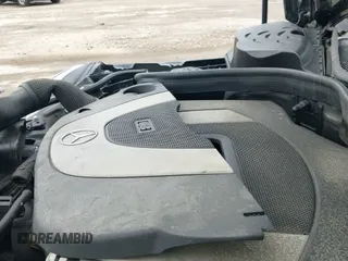 ✅ 2010 Mercedes-Benz E 350 Luxury • VIN: WDDHF8HB7AA234854 • Lot: 42451283. Listed on IAAI with 28,613 mi. Free auction sales archive from the USA and detailed vehicle history report at DreamBid. Image 12.