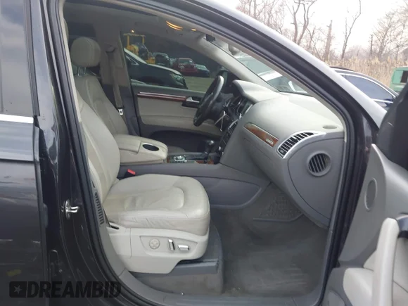 ✅ 2013 Audi Q7 Premium Plus • VIN: WA1LGAFE1DD002799 • Лот: 44546458. Опубліковано раніше на IAAI з пробігом 155 045 миль. Безкоштовний доступ до архіву аукціонних продажів зі США та докладний звіт про історію автомобіля на DreamBid. Зображення 5.