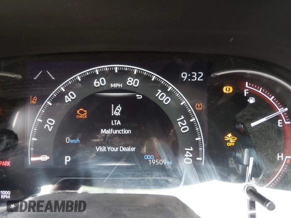 ✅ 2024 Toyota RAV4 XLE • VIN: 2T3P1RFV2RW461423 • Lot: 44706399. Wystawiony na IAAI z przebiegiem 19 509 mil. Bezpłatny archiwum sprzedaży aukcyjnych z USA i szczegółowy raport historii pojazdu na DreamBid. Zdjęcie 7.