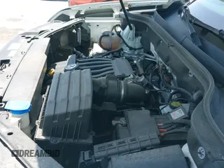 ✅ 2018 Volkswagen Atlas SEL • VIN: 1V2ER2CA8JC523356 • Lot: 42519862. Wystawiony na IAAI z przebiegiem 101 374 mil. Bezpłatny archiwum sprzedaży aukcyjnych z USA i szczegółowy raport historii pojazdu na DreamBid. Zdjęcie 19.