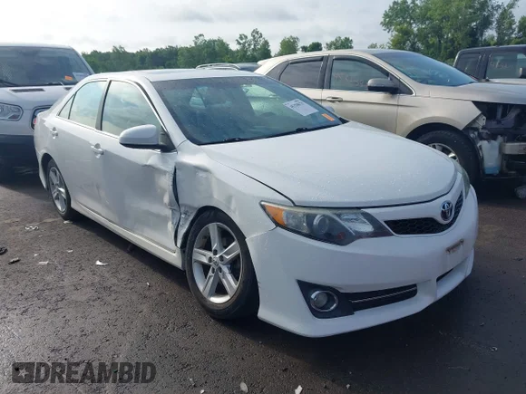 ✅ 2013 Toyota Camry SE • VIN: 4T1BF1FK7DU663923 • Lot: 45330675. Listed on IAAI with 120,690 mi. Free auction sales archive from the USA and detailed vehicle history report at DreamBid. Image 1.