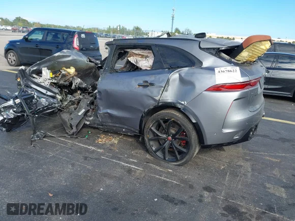 ✅ 2022 Jaguar F-Pace SVR • VIN: SADCZ2EE0NA690678 • Лот: 43678622. Опубліковано раніше на IAAI з пробігом Не вказано. Безкоштовний доступ до архіву аукціонних продажів зі США та докладний звіт про історію автомобіля на DreamBid. Зображення 3.