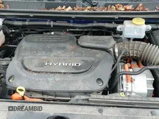 ✅ 2018 Chrysler Pacifica Hybrid Touring L • VIN: 2C4RC1L78JR258402 • Lot: 41953344. Listed on IAAI with 96,622 mi. Free auction sales archive from the USA and detailed vehicle history report at DreamBid. Image 19.