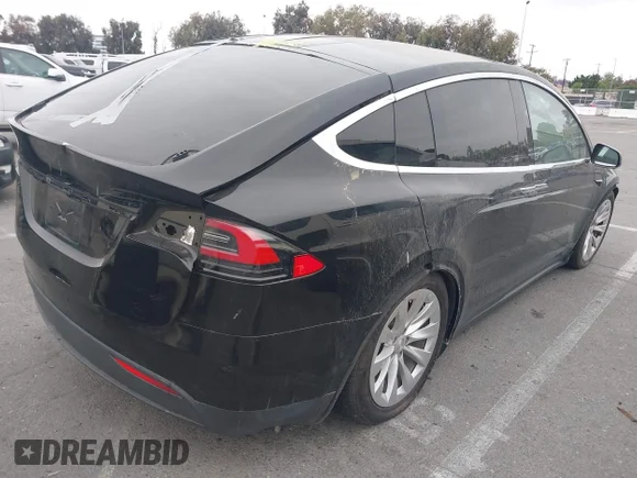 ✅ 2020 Tesla Model X Long Range • VIN: 5YJXCBE2XLF244787 • Лот: 42433817. Опубліковано раніше на IAAI з пробігом 32 662 миль. Безкоштовний доступ до архіву аукціонних продажів зі США та докладний звіт про історію автомобіля на DreamBid. Зображення 4.