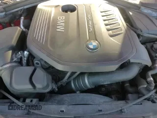 ✅ 2018 BMW 3 Series 340i xDrive • VIN: WBA8B7G5XJNV11045 • Lot: 82460445. Wystawiony na Copart z przebiegiem 83 039 mil. Bezpłatny archiwum sprzedaży aukcyjnych z USA i szczegółowy raport historii pojazdu na DreamBid. Zdjęcie 13.