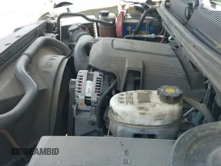 ✅ 2009 Chevrolet Silverado 2500HD Work Truck • VIN: 1GCHC49K59E135299 • Лот: 42578510. Опубликован ранее на IAAI с пробегом 318 438 миль. Бесплатный доступ к архиву аукционных продаж из США и подробный отчёт об истории автомобиля на DreamBid. Изображение 19.