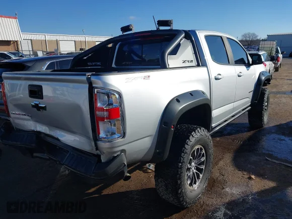 ✅ 2018 Chevrolet Colorado 4WD ZR2 • VIN: 1GCGTEEN9J1298731 • Lot: 44112407. Wystawiony na IAAI z przebiegiem 71 454 mil. Bezpłatny archiwum sprzedaży aukcyjnych z USA i szczegółowy raport historii pojazdu na DreamBid. Zdjęcie 4.