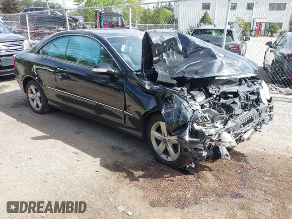 ✅ 2006 Mercedes-Benz CLK 350 • VIN: WDBTJ56J86F180159 • Лот: 43203538. Опубликован ранее на IAAI с пробегом 85 554 миль. Бесплатный доступ к архиву аукционных продаж из США и подробный отчёт об истории автомобиля на DreamBid. Изображение 1.