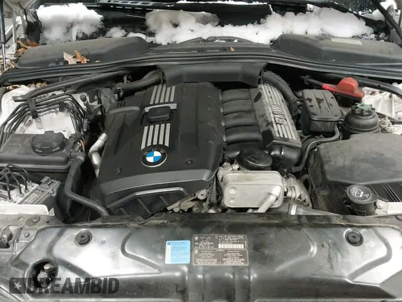 ✅ 2010 BMW 5 Series 528i xDrive • VIN: WBANV1C56AC157615 • Lot: 43868766. Listed on IAAI with 208,404 mi. Free auction sales archive from the USA and detailed vehicle history report at DreamBid. Image 12.