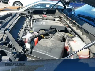 ✅ 2024 Chevrolet Silverado 1500 LTZ • VIN: 1GCUDGE8XRZ154365 • Lot: 43616600. Wystawiony na IAAI z przebiegiem 64 674 mil. Bezpłatny archiwum sprzedaży aukcyjnych z USA i szczegółowy raport historii pojazdu na DreamBid. Zdjęcie 19.