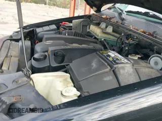 ✅ 1999 Mercedes-Benz M 320/430/500 • VIN: 4JGAB54E2XA099969 • Lot: 43578122. Listed on IAAI with 201,058 mi. Free auction sales archive from the USA and detailed vehicle history report at DreamBid. Image 12.