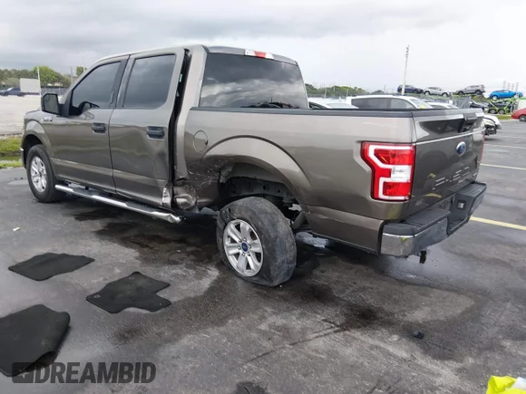 ✅ 2020 Ford F-150 Platinum • VIN: 1FTEW1C49LFA26235 • Lot: 45144258. Wystawiony na IAAI z przebiegiem 143 788 mil. Bezpłatny archiwum sprzedaży aukcyjnych z USA i szczegółowy raport historii pojazdu na DreamBid. Zdjęcie 3.