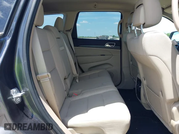 ✅ 2019 Jeep Grand Cherokee Altitude • VIN: 1C4RJEAG6KC776017 • Lot: 45170064. Wystawiony na IAAI z przebiegiem 72 466 mil. Bezpłatny archiwum sprzedaży aukcyjnych z USA i szczegółowy raport historii pojazdu na DreamBid. Zdjęcie 8.