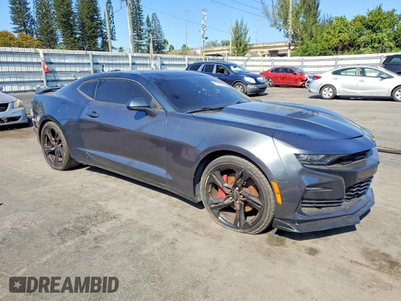 ✅ 2020 Chevrolet Camaro 2SS • VIN: 1G1FH1R75L0110273 • Lot: 75018185. Wystawiony na Copart z przebiegiem 43 255 mil. Bezpłatny archiwum sprzedaży aukcyjnych z USA i szczegółowy raport historii pojazdu na DreamBid. Zdjęcie 4.