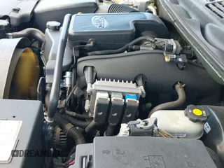 ✅ 2002 GMC Envoy SLT • VIN: 1GKDT13S622275931 • Lot: 43077537. Listed on IAAI with 137,207 mi. Free auction sales archive from the USA and detailed vehicle history report at DreamBid. Image 12.