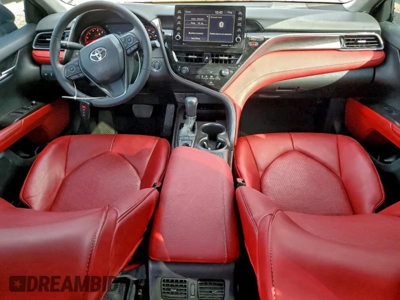 ✅ 2024 Toyota Camry XSE • VIN: 4T1K61AK1RU905541 • Lot: 95184815. Wystawiony na Copart z przebiegiem 15 542 mil. Bezpłatny archiwum sprzedaży aukcyjnych z USA i szczegółowy raport historii pojazdu na DreamBid. Zdjęcie 8.