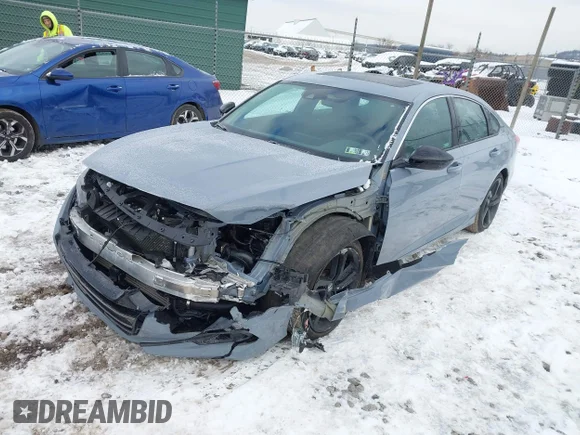 ✅ 2022 Honda Accord Sport • VIN: 1HGCV2F33NA019544 • Lot: 43857313. Wystawiony na IAAI z przebiegiem 19 341 mil. Bezpłatny archiwum sprzedaży aukcyjnych z USA i szczegółowy raport historii pojazdu na DreamBid. Zdjęcie 2.