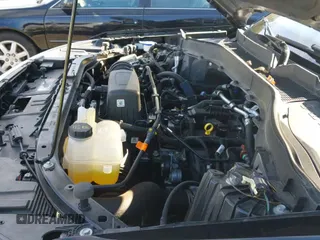 ✅ 2024 Ford Explorer XLT • VIN: 1FMSK7DH3RGA84441 • Lot: 43822795. Wystawiony na IAAI z przebiegiem 41 396 mil. Bezpłatny archiwum sprzedaży aukcyjnych z USA i szczegółowy raport historii pojazdu na DreamBid. Zdjęcie 19.