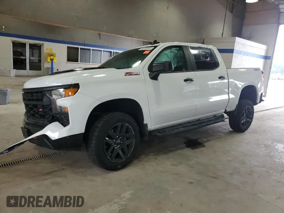 ✅ 2025 Chevrolet Silverado 1500 Custom Trail Boss • VIN: 3GCUKCED6SG102183 • Lot: 84366845. Wystawiony na Copart z przebiegiem 14 771 mil. Bezpłatny archiwum sprzedaży aukcyjnych z USA i szczegółowy raport historii pojazdu na DreamBid. Zdjęcie 1.