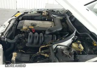 ✅ 1995 Mercedes-Benz E 320 • VIN: WDBEA66E2SC212701 • Lot: 43119187. Wystawiony na IAAI z przebiegiem 112 515 mil. Bezpłatny archiwum sprzedaży aukcyjnych z USA i szczegółowy raport historii pojazdu na DreamBid. Zdjęcie 19.