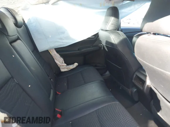 ✅ 2015 Toyota Camry SE • VIN: 4T1BF1FK0FU020526 • Lot: 44134486. Wystawiony na IAAI z przebiegiem 180 916 mil. Bezpłatny archiwum sprzedaży aukcyjnych z USA i szczegółowy raport historii pojazdu na DreamBid. Zdjęcie 8.
