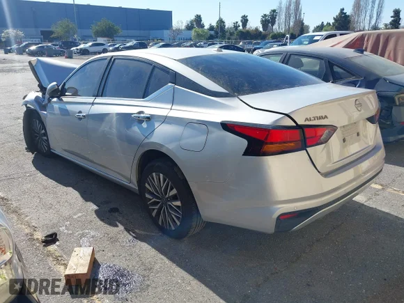 ✅ 2023 Nissan Altima SV • VIN: 1N4BL4DV9PN372078 • Lot: 44187303. Wystawiony na IAAI z przebiegiem 64 625 mil. Bezpłatny archiwum sprzedaży aukcyjnych z USA i szczegółowy raport historii pojazdu na DreamBid. Zdjęcie 3.