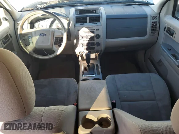 ✅ 2010 Ford Escape XLT • VIN: 1FMCU0DG5AKB89772 • Lot: 74800765. Listed on Copart with 186,189 mi. Free auction sales archive from the USA and detailed vehicle history report at DreamBid. Image 8.