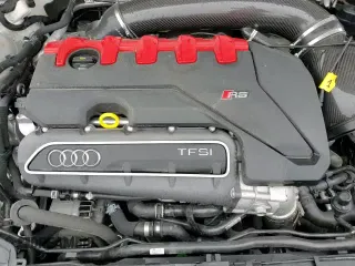 ✅ 2019 Audi RS 3 • VIN: WUABWHFF1KA901539 • Lot: 86628475. Wystawiony na Copart z przebiegiem 51 242 mil. Bezpłatny archiwum sprzedaży aukcyjnych z USA i szczegółowy raport historii pojazdu na DreamBid. Zdjęcie 15.