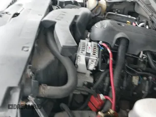 ✅ 2002 GMC Yukon XL SLE • VIN: 3GKEC16Z42G316707 • Lot: 43583368. Wystawiony na IAAI z przebiegiem 302 145 mil. Bezpłatny archiwum sprzedaży aukcyjnych z USA i szczegółowy raport historii pojazdu na DreamBid. Zdjęcie 12.