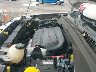 ✅ 2015 Jeep Renegade Limited • VIN: ZACCJBDT6FPB26831 • Лот: 43691063. Опубликован ранее на IAAI с пробегом 89 547 миль. Бесплатный доступ к архиву аукционных продаж из США и подробный отчёт об истории автомобиля на DreamBid. Изображение 19.