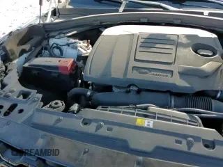 ✅ 2019 Land Rover Range Rover Velar S • VIN: SALYB2EX4KA794814 • Lot: 87030635. Wystawiony na Copart z przebiegiem 130 426 mil. Bezpłatny archiwum sprzedaży aukcyjnych z USA i szczegółowy raport historii pojazdu na DreamBid. Zdjęcie 14.