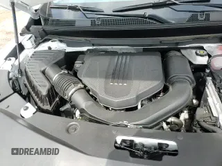 ✅ 2025 Buick Enclave Avenir • VIN: 5GAERCRS0SJ121319 • Lot: 65136935. Wystawiony na Copart z przebiegiem 4 862 mil. Bezpłatny archiwum sprzedaży aukcyjnych z USA i szczegółowy raport historii pojazdu na DreamBid. Zdjęcie 14.