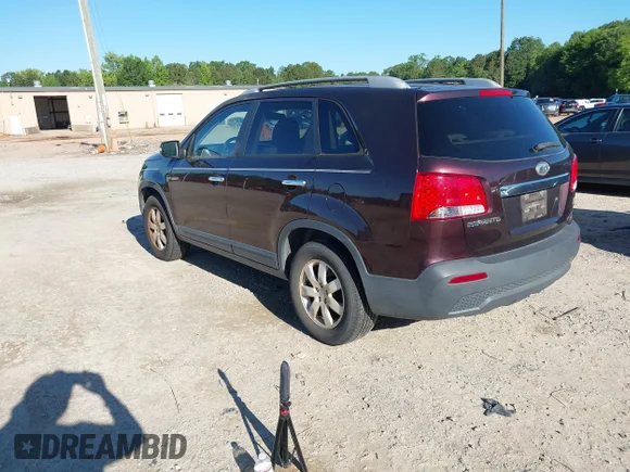 ✅ 2011 Kia Sorento LX • VIN: 5XYKT4A23BG160586 • Lot: 45284050. Listed on IAAI with 213,705 mi. Free auction sales archive from the USA and detailed vehicle history report at DreamBid. Image 3.