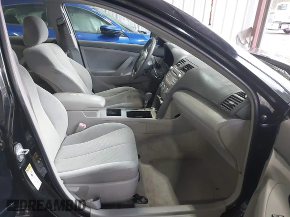 ✅ 2009 Toyota Camry • VIN: 4T1BE46K29U368000 • Lot: 44463299. Wystawiony na IAAI z przebiegiem 173 121 mil. Bezpłatny archiwum sprzedaży aukcyjnych z USA i szczegółowy raport historii pojazdu na DreamBid. Zdjęcie 5.