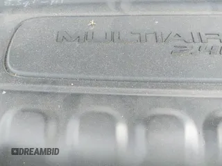 ✅ 2019 Jeep Cherokee Latitude Plus • VIN: 1C4PJMLB3KD492387 • Лот: 43221538. Опубликован ранее на IAAI с пробегом 131 651 миль. Бесплатный доступ к архиву аукционных продаж из США и подробный отчёт об истории автомобиля на DreamBid. Изображение 19.