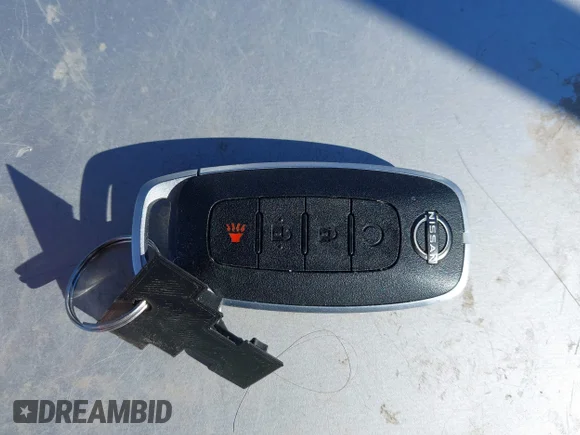 ✅ 2023 Nissan Kicks SR • VIN: 3N1CP5DV3PL525842 • Lot: 44217374. Wystawiony na IAAI z przebiegiem 82 016 mil. Bezpłatny archiwum sprzedaży aukcyjnych z USA i szczegółowy raport historii pojazdu na DreamBid. Zdjęcie 11.