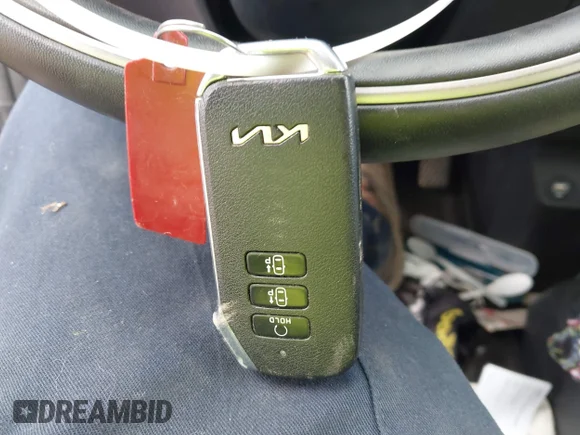 ✅ 2022 Kia EV6 Wind • VIN: KNDC3DLC7N5086502 • Lot: 43326975. Wystawiony na IAAI z przebiegiem 43 182 mil. Bezpłatny archiwum sprzedaży aukcyjnych z USA i szczegółowy raport historii pojazdu na DreamBid. Zdjęcie 11.