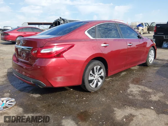 ✅ 2016 Nissan Altima SR • VIN: 1N4AL3AP2GN308654 • Lot: 45113991. Wystawiony na IAAI z przebiegiem 249 356 mil. Bezpłatny archiwum sprzedaży aukcyjnych z USA i szczegółowy raport historii pojazdu na DreamBid. Zdjęcie 4.