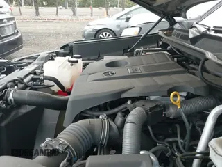 ✅ 2022 Toyota Tundra SR5 • VIN: 5TFLA5AB1NX001339 • Lot: 40515694. Listed on IAAI with 47,644 mi. Free auction sales archive from the USA and detailed vehicle history report at DreamBid. Image 19.