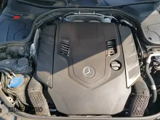 ✅ 2019 Mercedes-Benz S 560 • VIN: WDDUG8GB1KA462332 • Lot: 63773655. Wystawiony na Copart z przebiegiem 81 654 mil. Bezpłatny archiwum sprzedaży aukcyjnych z USA i szczegółowy raport historii pojazdu na DreamBid. Zdjęcie 13.