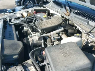 ✅ 2005 GMC Sierra 2500HD SLE • VIN: 1GTHK23275F969756 • Лот: 42649000. Опубликован ранее на IAAI с пробегом 152 421 миль. Бесплатный доступ к архиву аукционных продаж из США и подробный отчёт об истории автомобиля на DreamBid. Изображение 19.