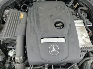 ✅ 2018 Mercedes-Benz C 300 • VIN: 55SWF4JB5JU277275 • Лот: 92200585. Опубликован ранее на Copart с пробегом 37 577 миль. Бесплатный доступ к архиву аукционных продаж из США и подробный отчёт об истории автомобиля на DreamBid. Изображение 13.