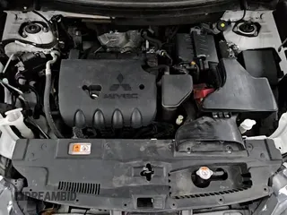 ✅ 2016 Mitsubishi Outlander SE • VIN: JA4AZ3A30GZ053303 • Lot: 90110575. Listed on Copart with 143,620 mi. Free auction sales archive from the USA and detailed vehicle history report at DreamBid. Image 15.