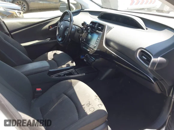 ✅ 2021 Toyota Prius Limited • VIN: JTDKAMFP9M3192850 • Lot: 42894003. Wystawiony na IAAI z przebiegiem 74 823 mil. Bezpłatny archiwum sprzedaży aukcyjnych z USA i szczegółowy raport historii pojazdu na DreamBid. Zdjęcie 5.