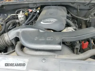 ✅ 2003 Chevrolet Suburban LT • VIN: 3GNEC16Z53G151867 • Лот: 42197201. Опубликован ранее на IAAI с пробегом 245 115 миль. Бесплатный доступ к архиву аукционных продаж из США и подробный отчёт об истории автомобиля на DreamBid. Изображение 14.