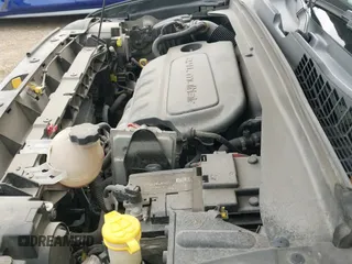 ✅ 2017 Jeep Renegade Latitude • VIN: ZACCJABB5HPE59867 • Lot: 42884274. Listed on IAAI with 58,047 mi. Free auction sales archive from the USA and detailed vehicle history report at DreamBid. Image 19.